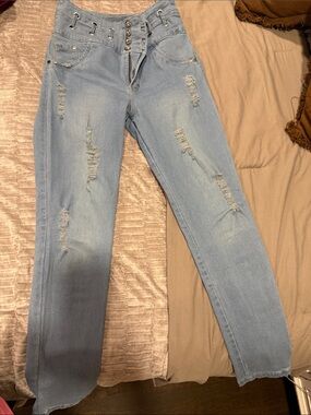 Kiwi Light Blue Distressed Skinny Jeans